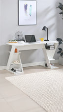 <h4>Crea uno spazio comodo per lavoro e studio.<br/></h4>